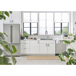 White Shaker vs. White Flat-Panel Cabinets: Which Fits Your Kitchen?